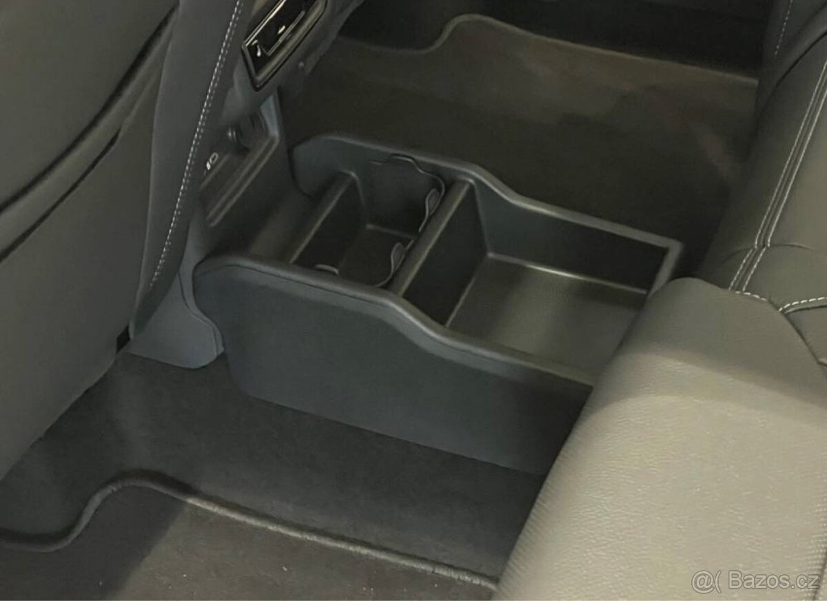 ŠKODA KODIAQ II-ZADNÍ SCHRÁNKA NA STŘEDOVÝ TUNEL ORIGINAL