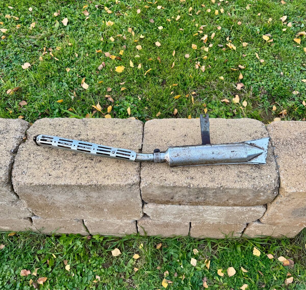 Jawa 100 Robot - výfuk