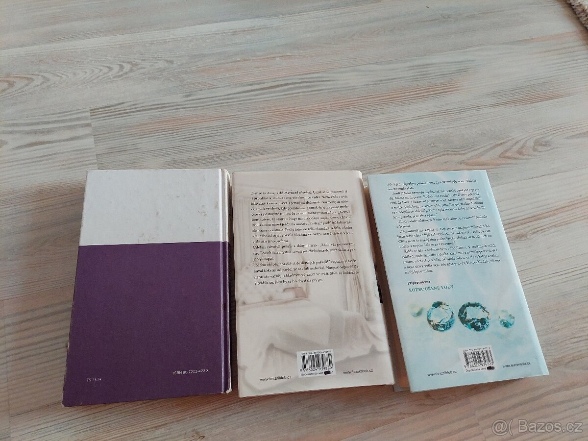 romány od Danielle Steel - mix