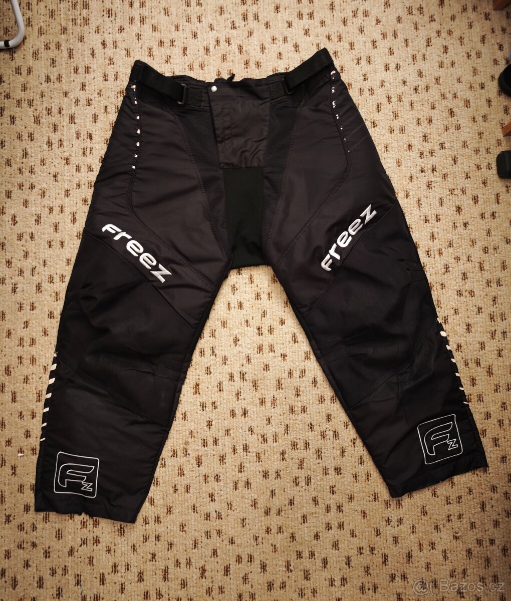 Florbalová brankářská výstroj