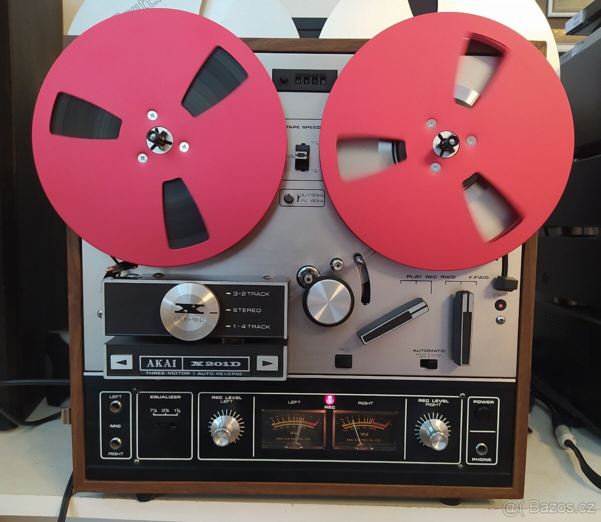 Magnetofon AKAI X-201D