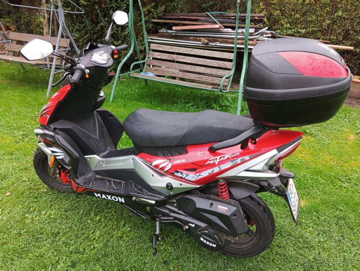 Skútr Maxon Matador