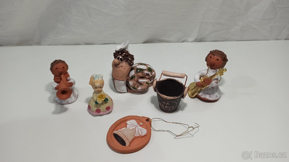 Keramické figurky, dekorace, ozdoby