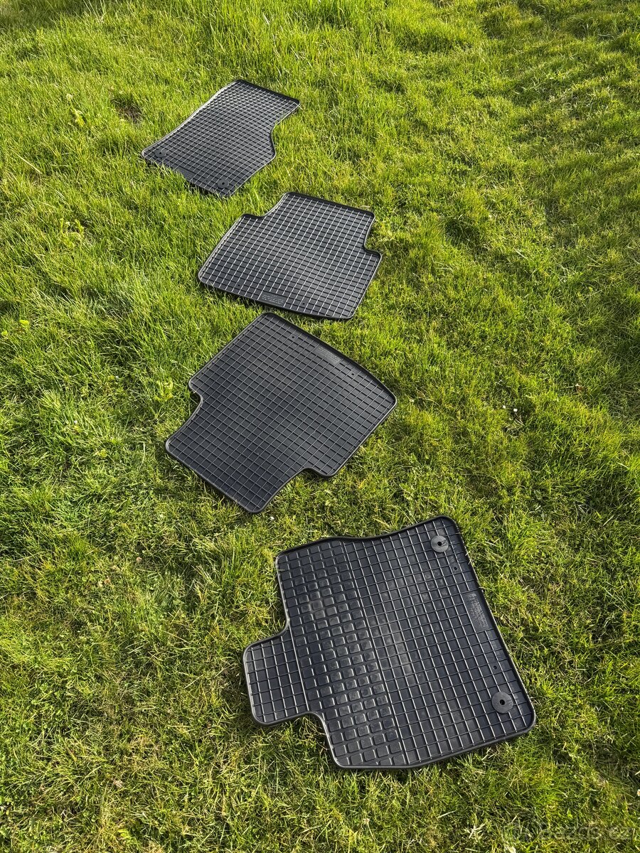 Autokoberce Petex Superb 3