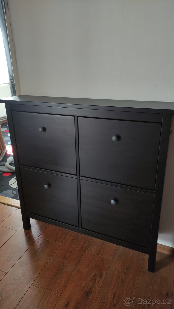 Botník IKEA Hemnes