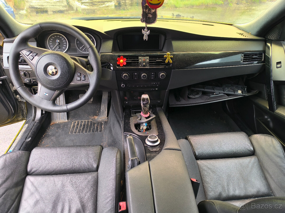 E60/E61 Lci. Černá kůže sport Č.14