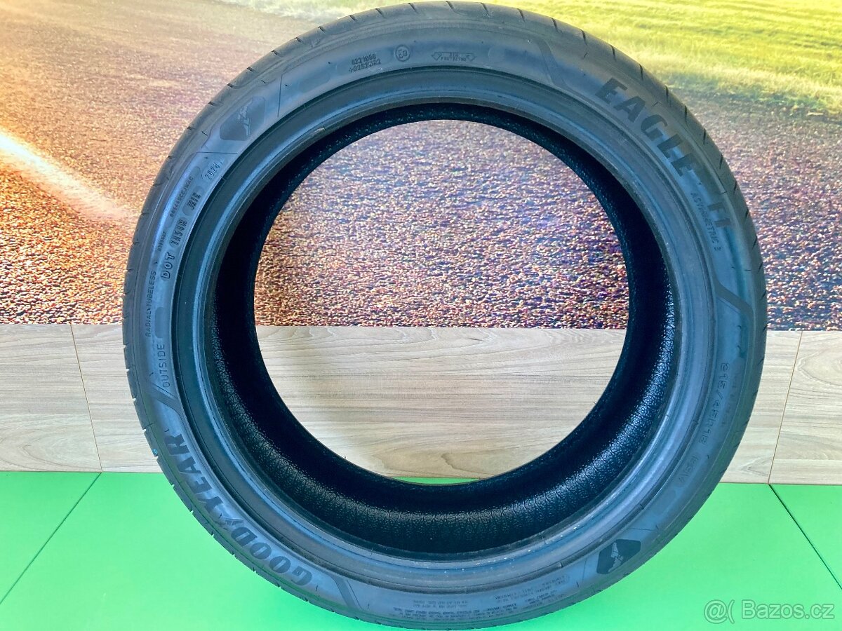 Prodám pneu Goodyear Eagle 215/45 R18