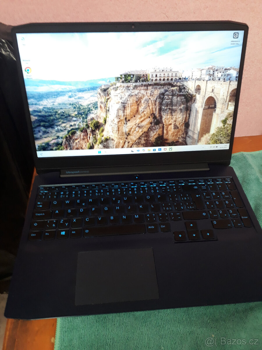 Lenovo IdeaPad gaming 3 - šestijáro,RAM 16GB, grafika 4GB