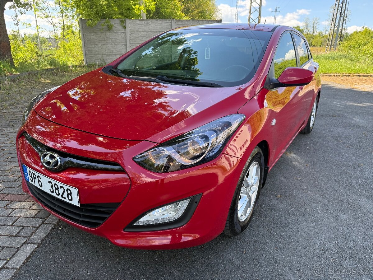 Hyundai i30 1.4i 73kw 2014 Nove v ČR