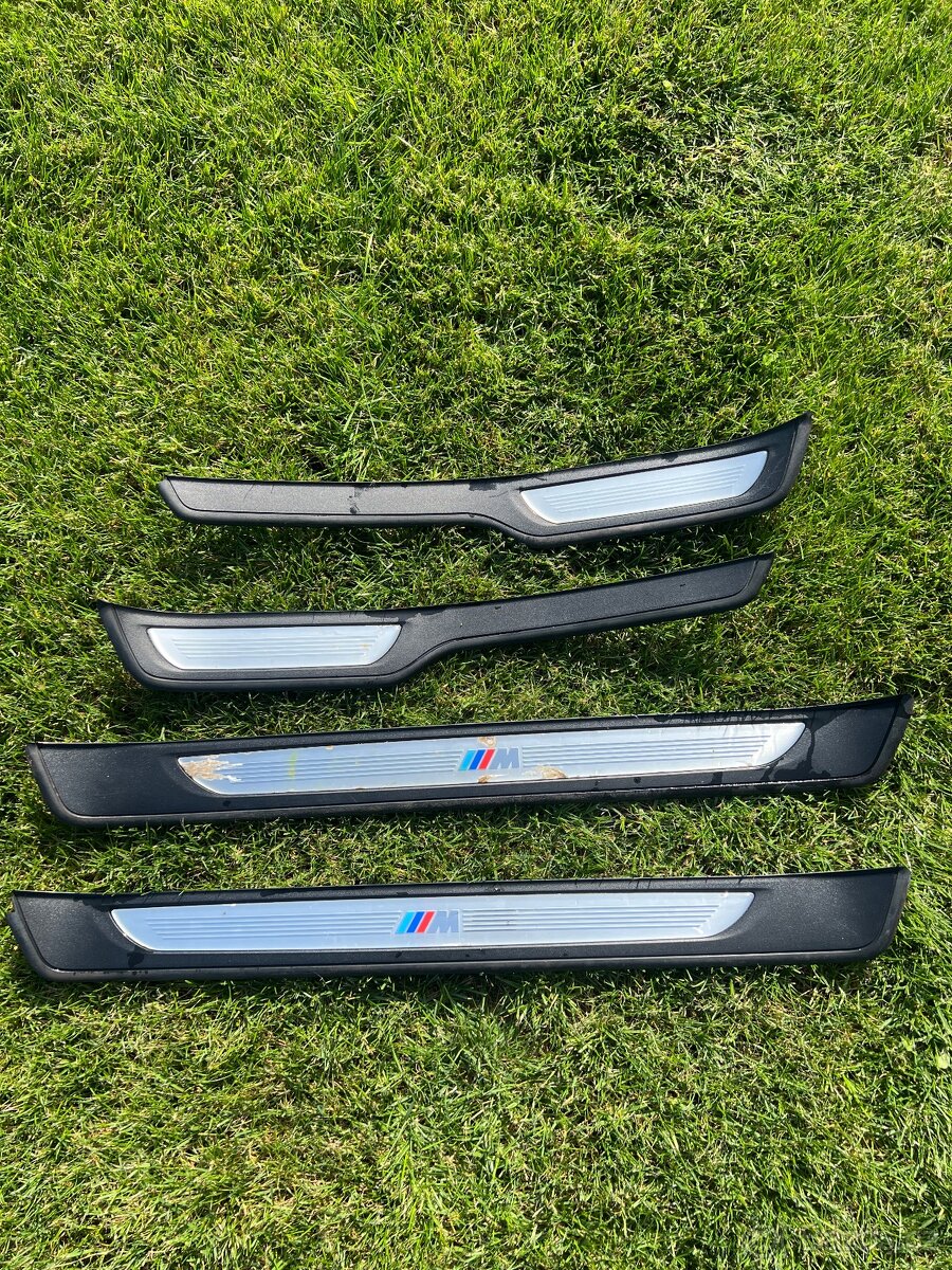 Nášlapy BMW M
