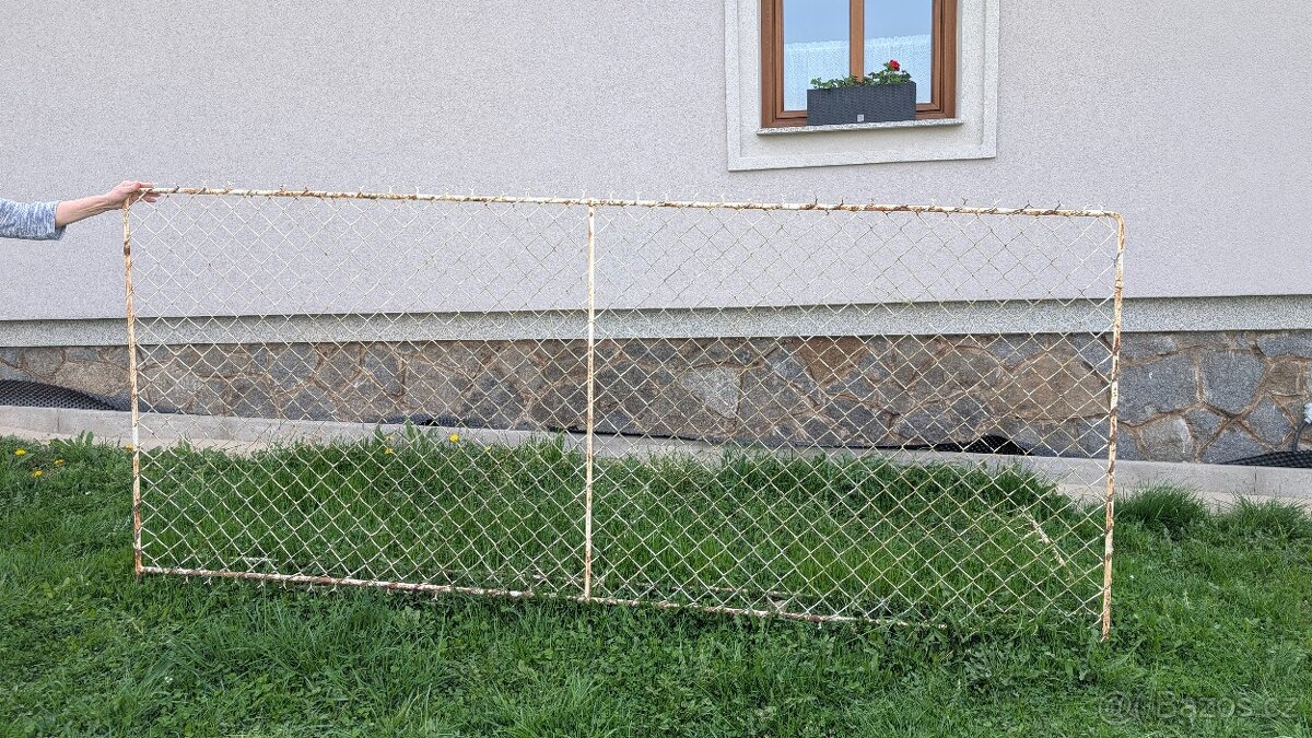 Plotové díly 130 x 313 cm