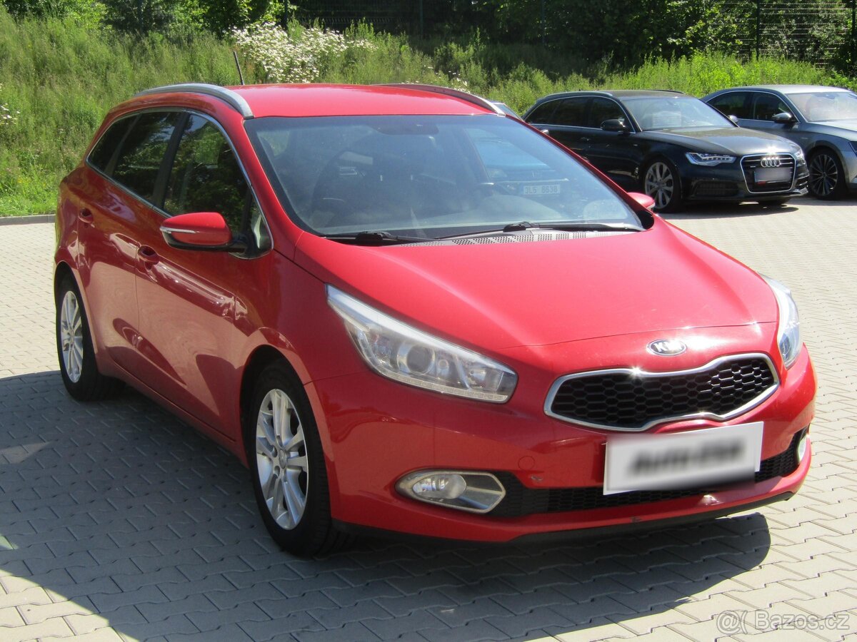 Kia Ceed 1.6 CRDi , 94 kW nafta, 2015