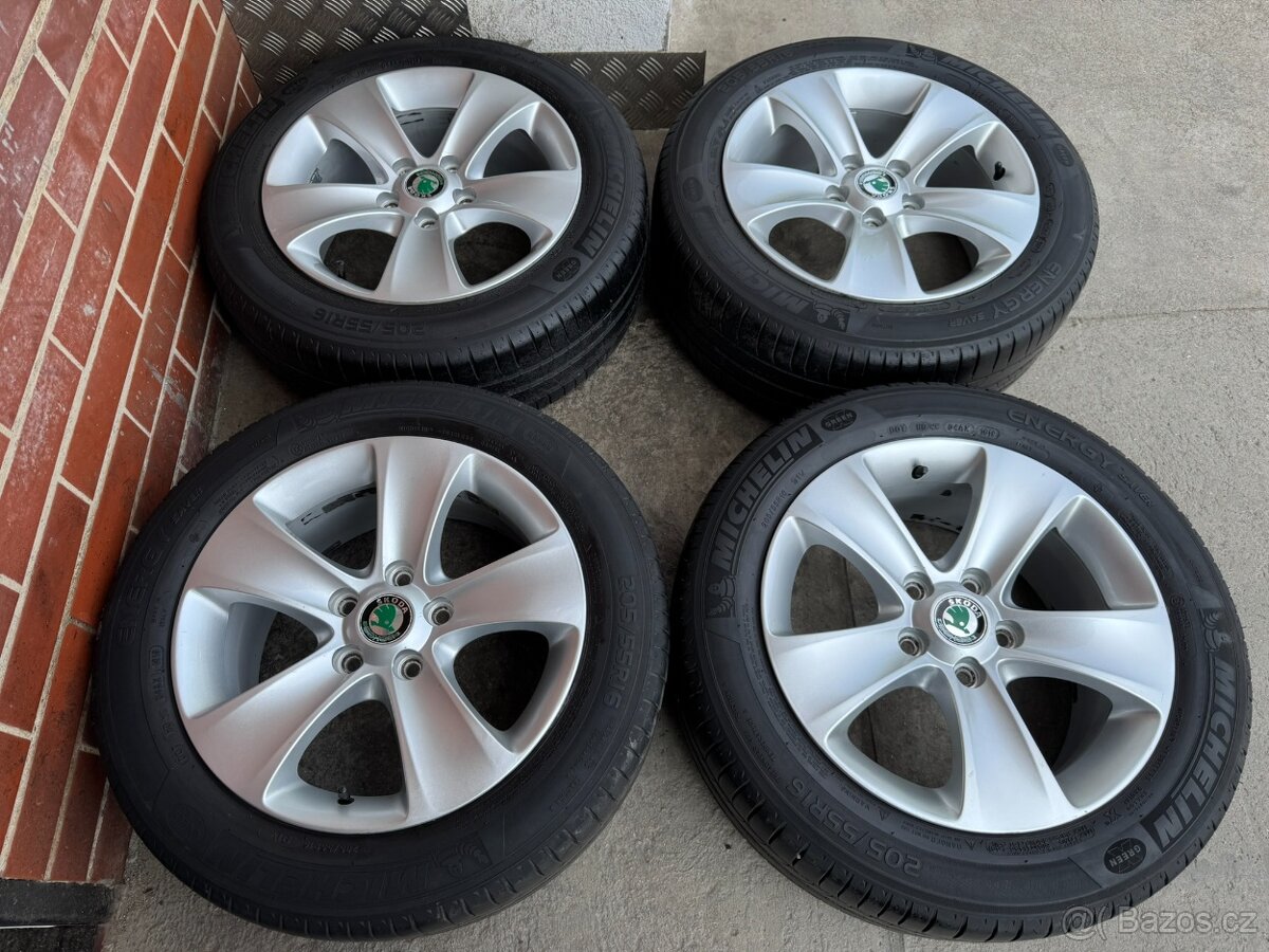 Alu 16" 5x112,škoda typ "MOON" letní 70% SUP2 Yeti
