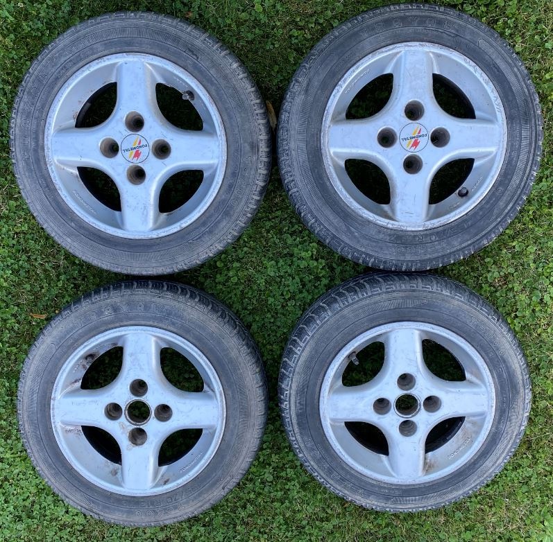 Alu disky 4 díry 100 mm a letní pneu 155/70 R13