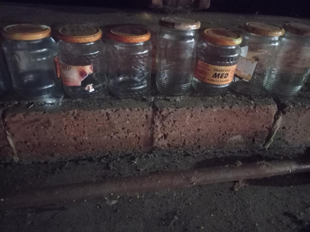 Zavařovací sklenice 150,- Kč za 150,-Kč.