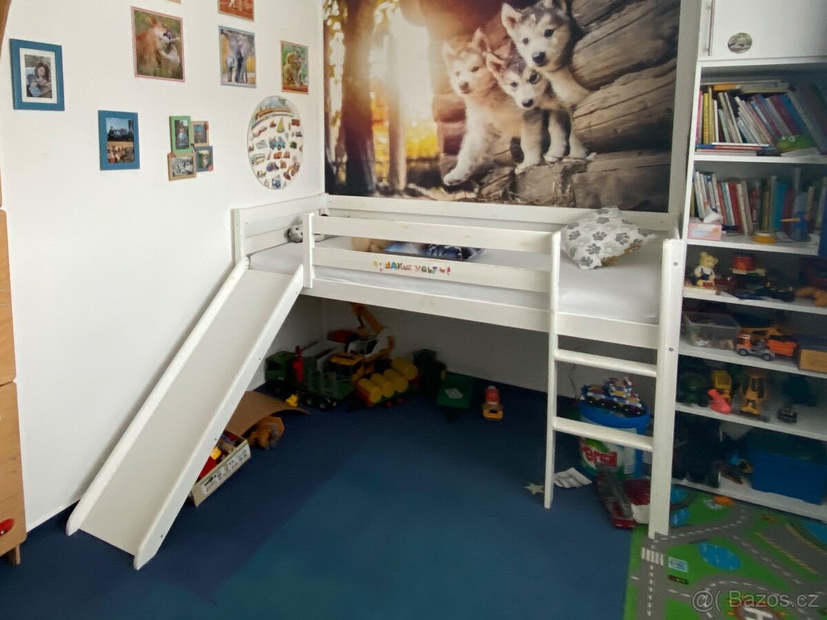 Vyvýšená dětská postel 90x200