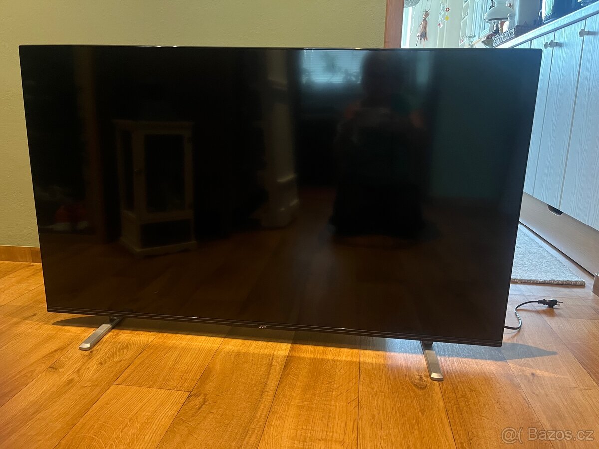 Televize LED TV JVC úhlopříčka 126 cm