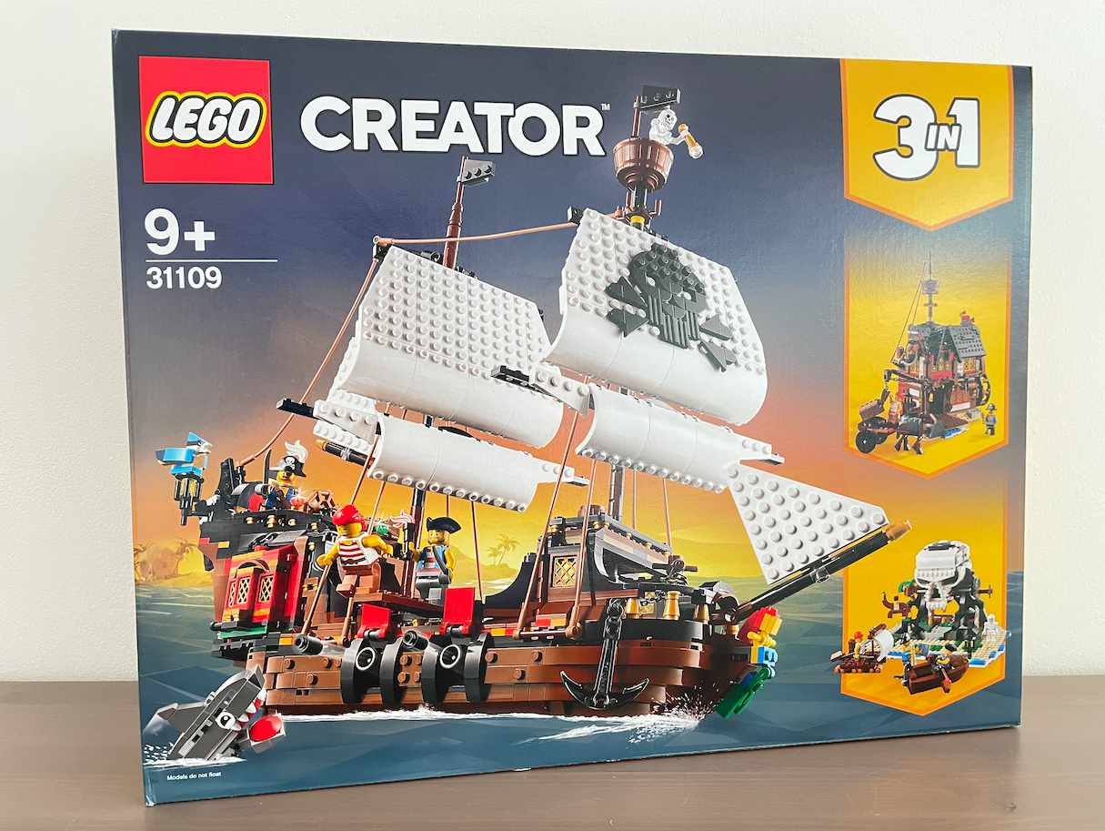 Lego Creator 31109 - Pirátska loď