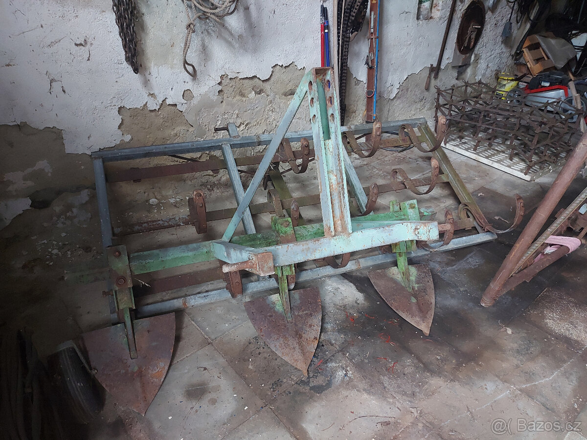 Proorávač brambor.