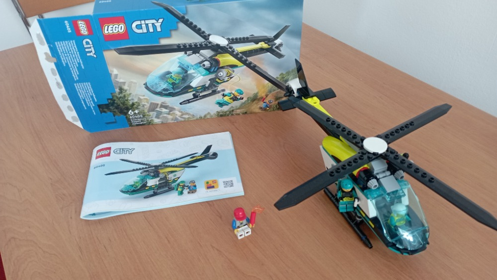 LEGO® City 60405 Záchranářská helikoptéra