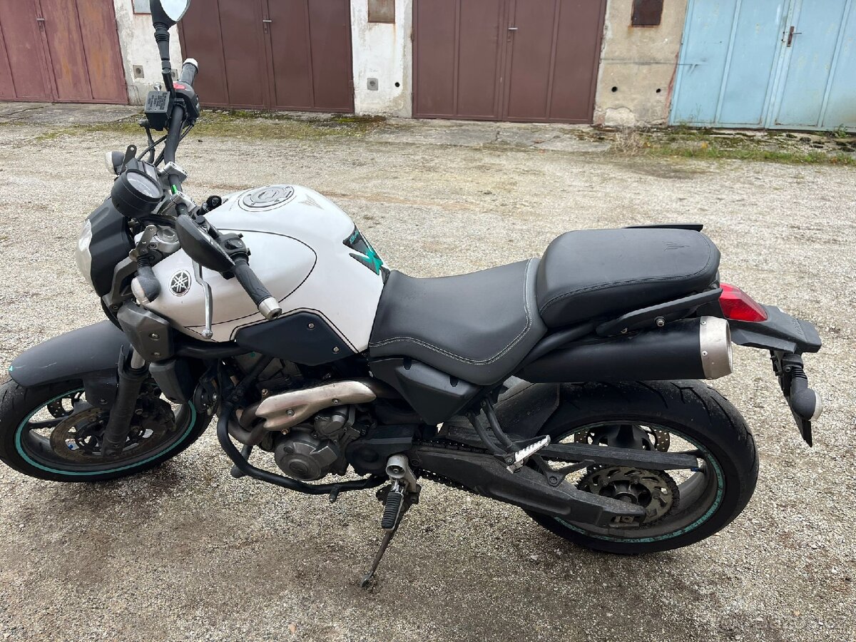 Yamaha MT-03
