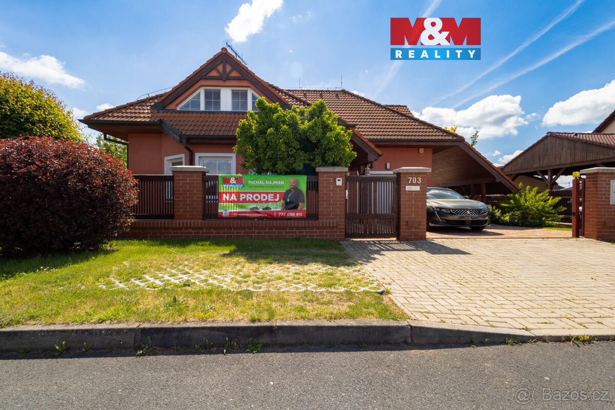 Prodej rodinného domu, 180m², Veltrusy, ul. U Stadionu
