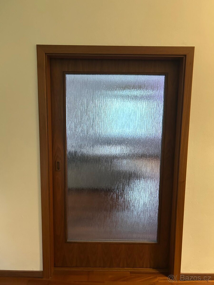 Luxusní posuvné dveře Sapeli