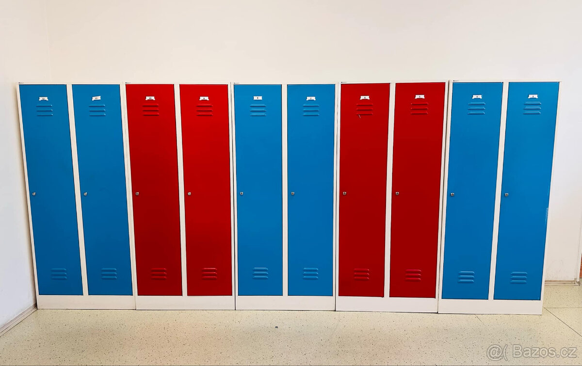 Plechová skříňka, 2 oddíly