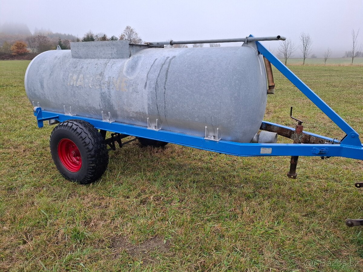 Fekál , Lejta , Voznice, nádrž na vodu