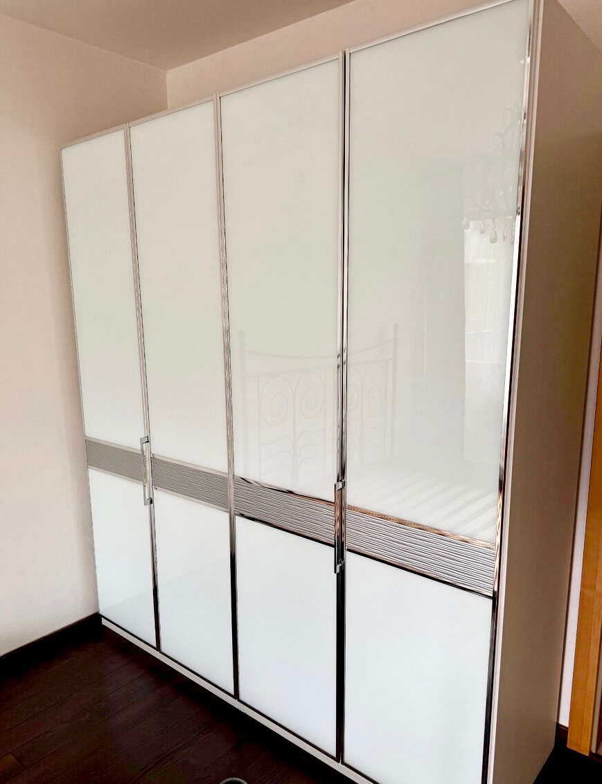 Šatni skříň víto