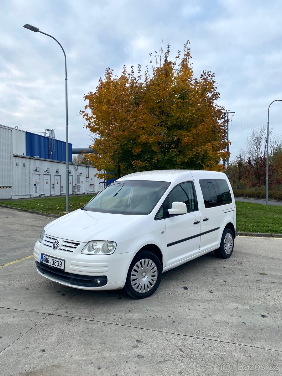 VW Caddy 1.9 nová STK