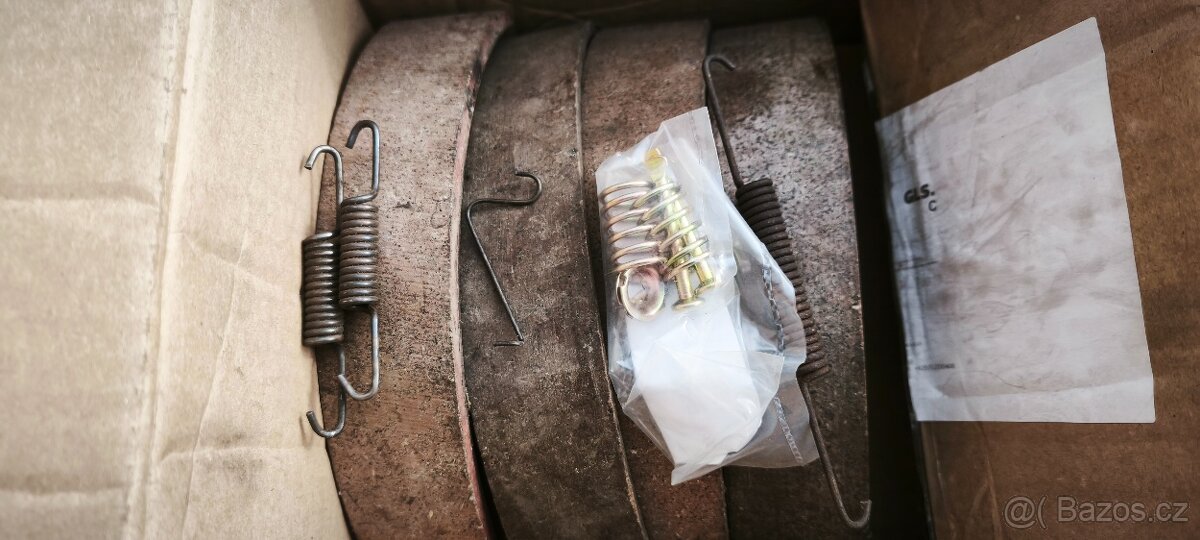 Š 120 brzdové čelisti + pružiny