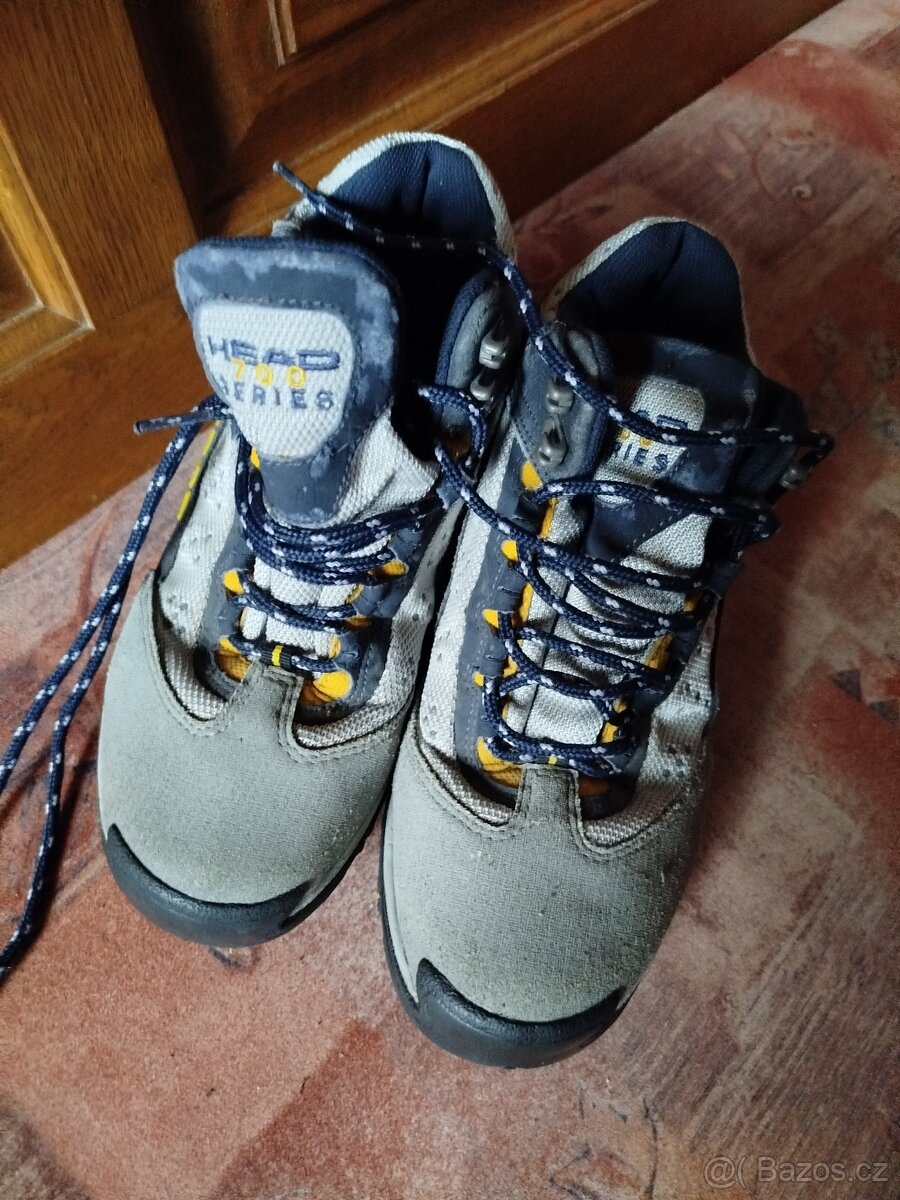 Kotníkové boty botasky Head 40