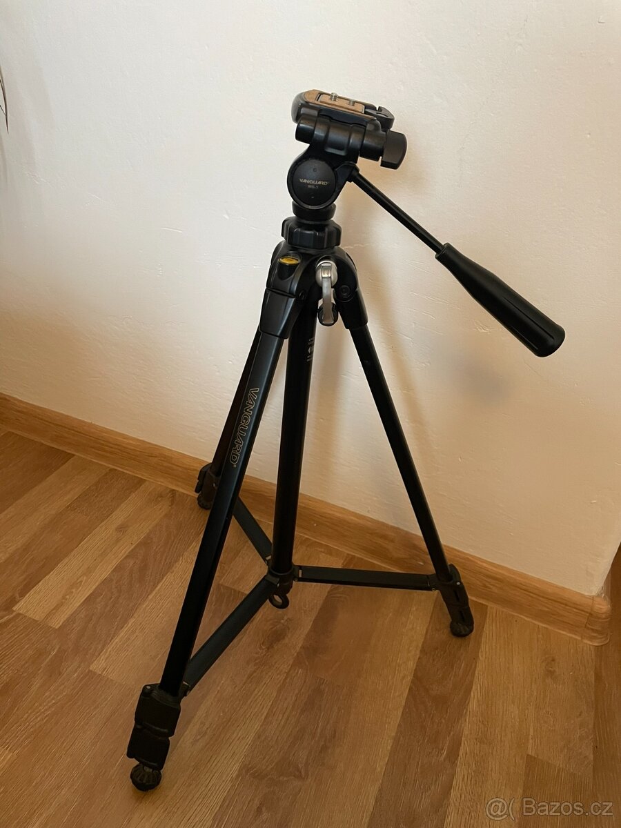 Stativ VANGUARD MG-3