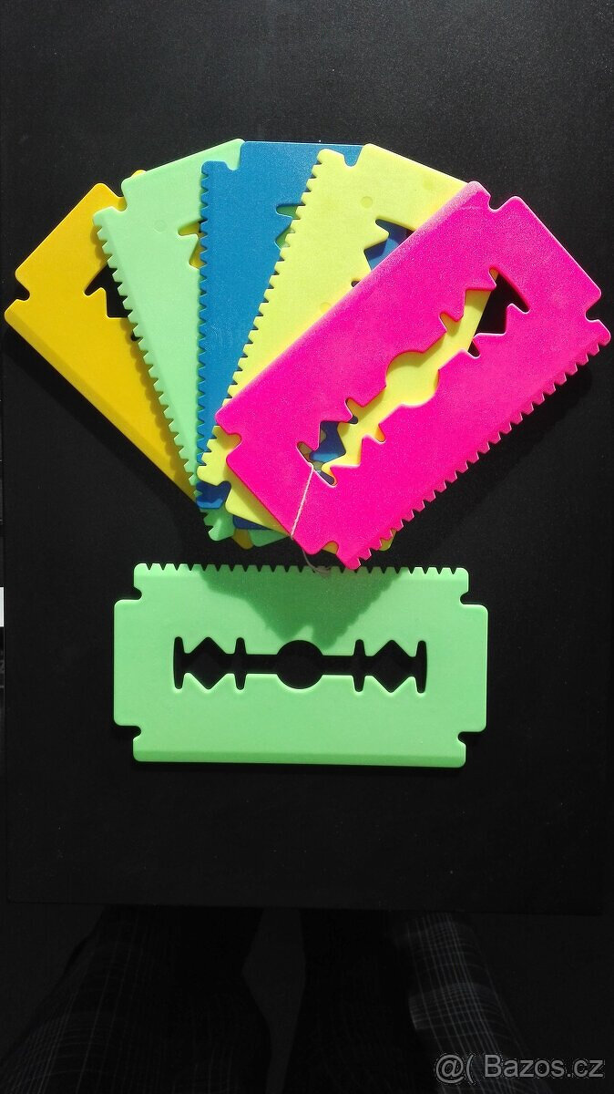 PRODÁM ŠKRABKY NA LED