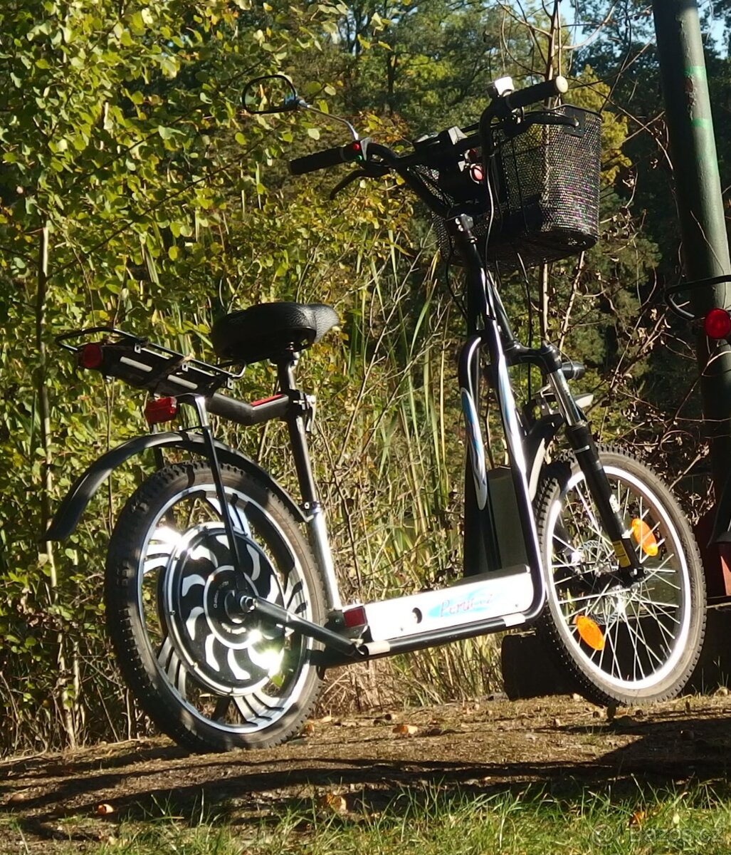 Prodám elektrokoloběžku PERUT