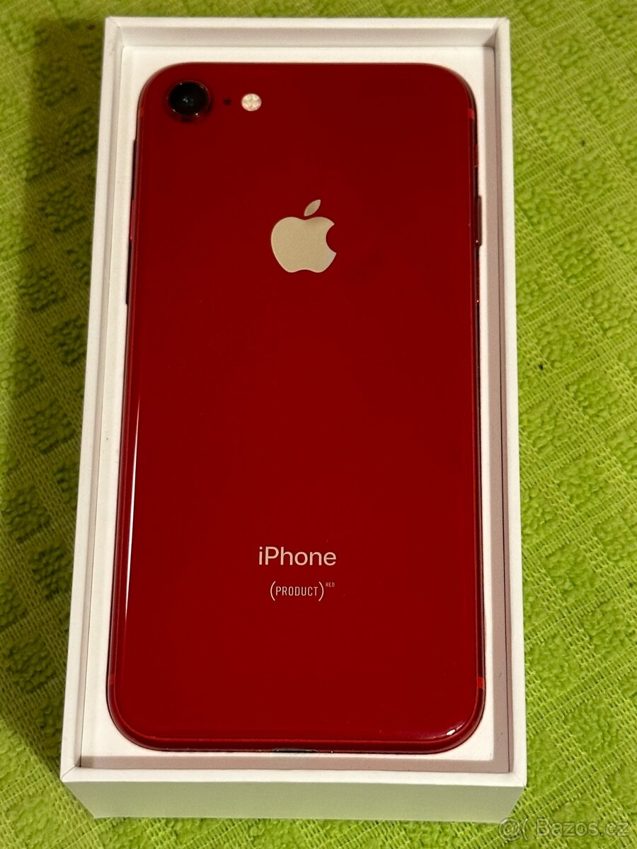 iphone 8 256GB RED jako nový, záruka 6 měsíců + přísl.