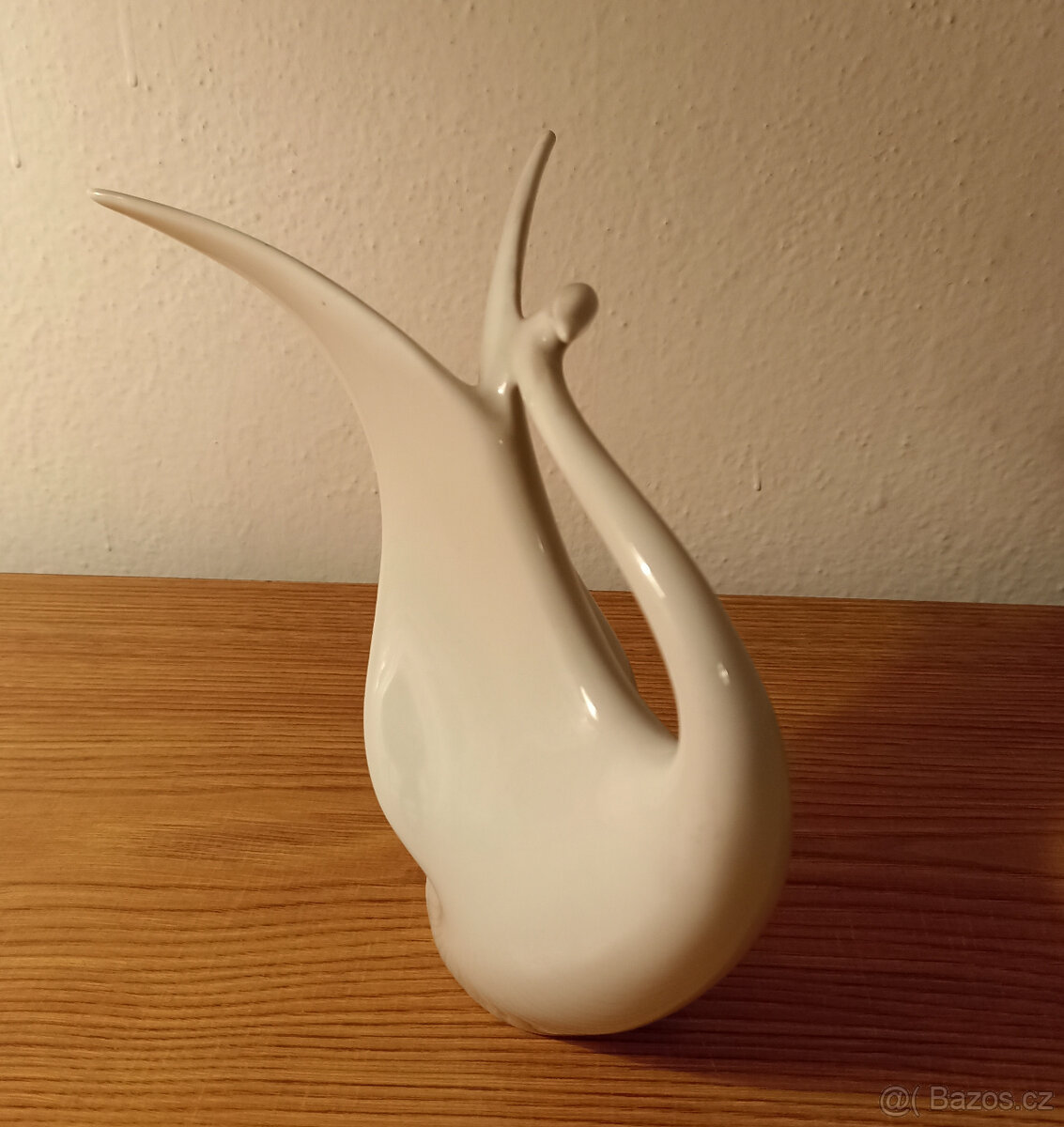 Porcelánová labuť Royal Dux, Jaroslav Ježek