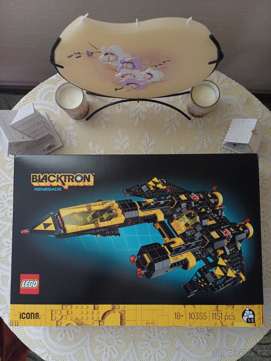 LEGO® ICONS 10355 Blacktron Renegade