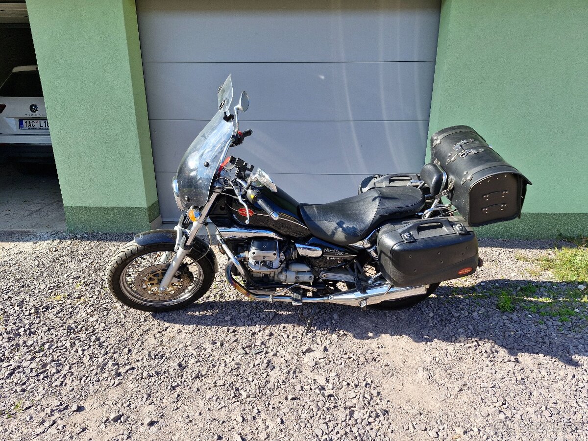 Moto Guzzi Nevada