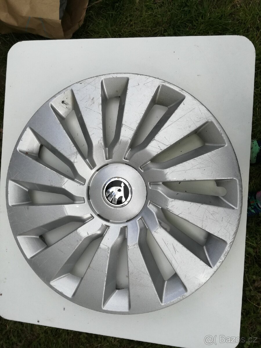 Poklice škoda 16"