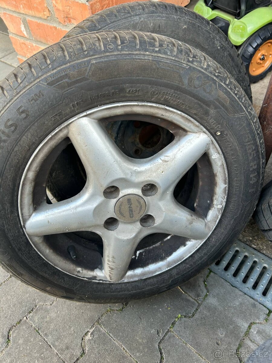Alu kola i s pneu R14 175/65