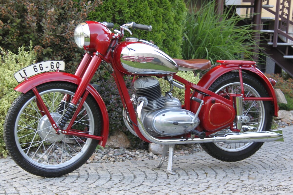 Jawa 250/11 pérák r.v. 1953