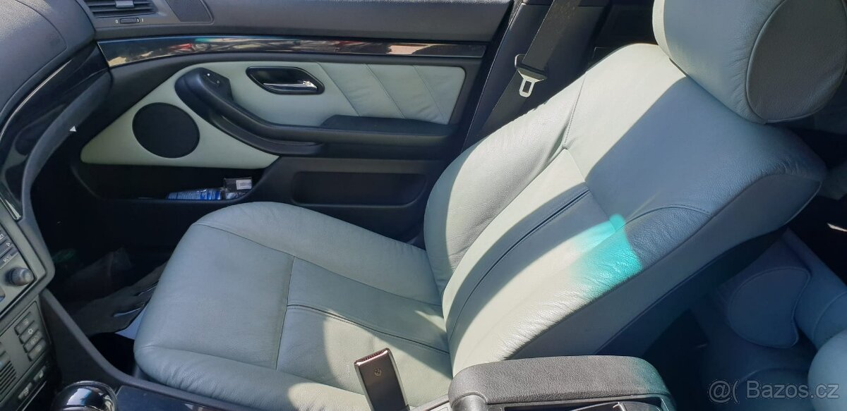 BMW E39 – interiér