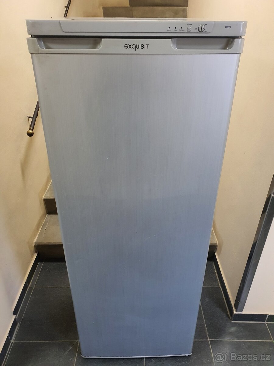 úsporný mrazák 6 polic, 145cm, 150 litrů