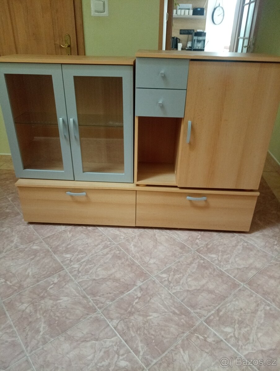 Obývací stěna