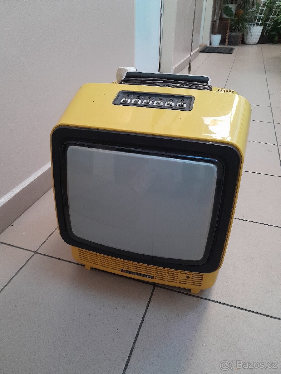 Barevný televizor Šilelis c401 1980'