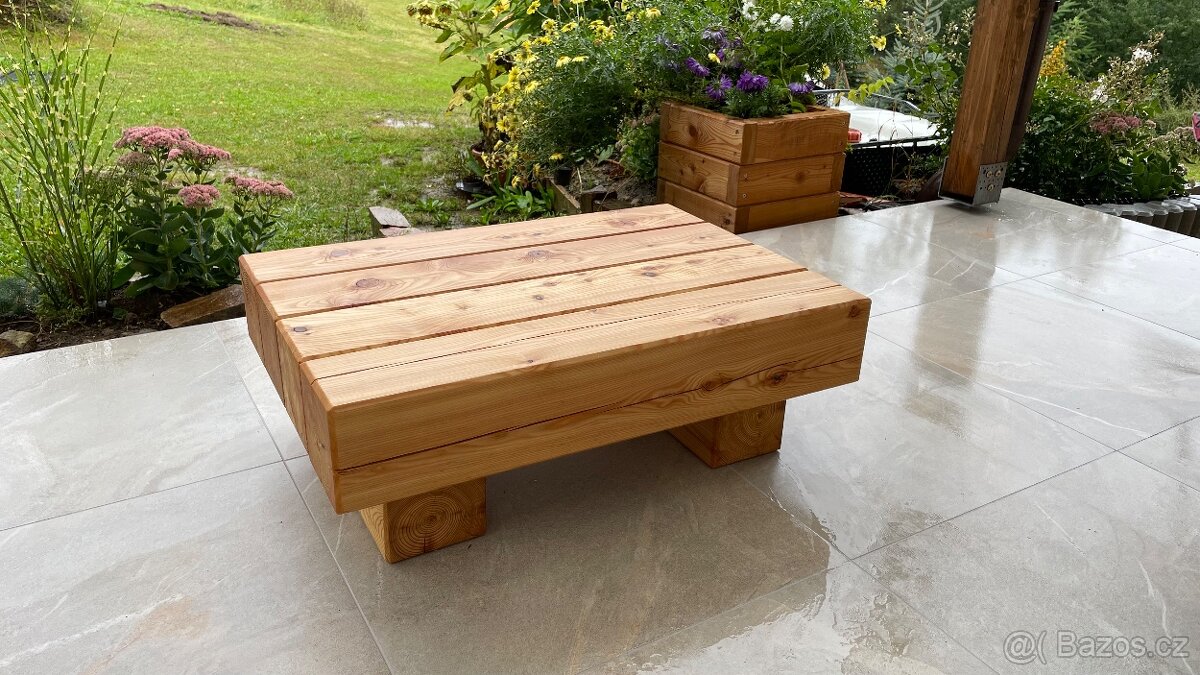 Konferenční stůl z masivu - celá ČR