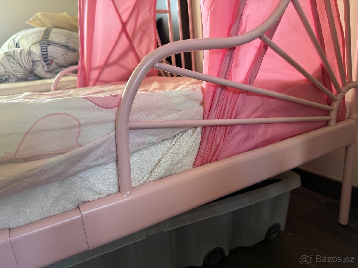 Dětská postýlka