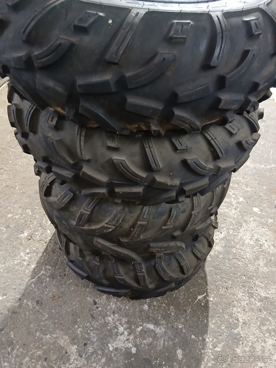 Prodám kompletní kola na kolku